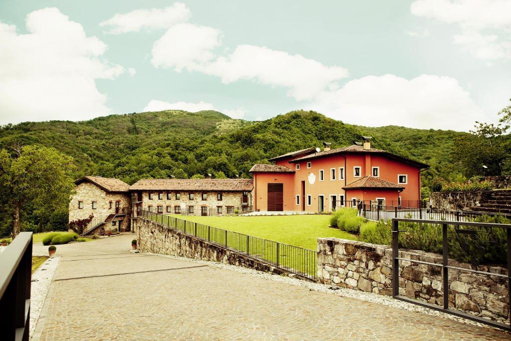 Agriturismo L'Uva E Le Stelle Faedis Kültér fotó