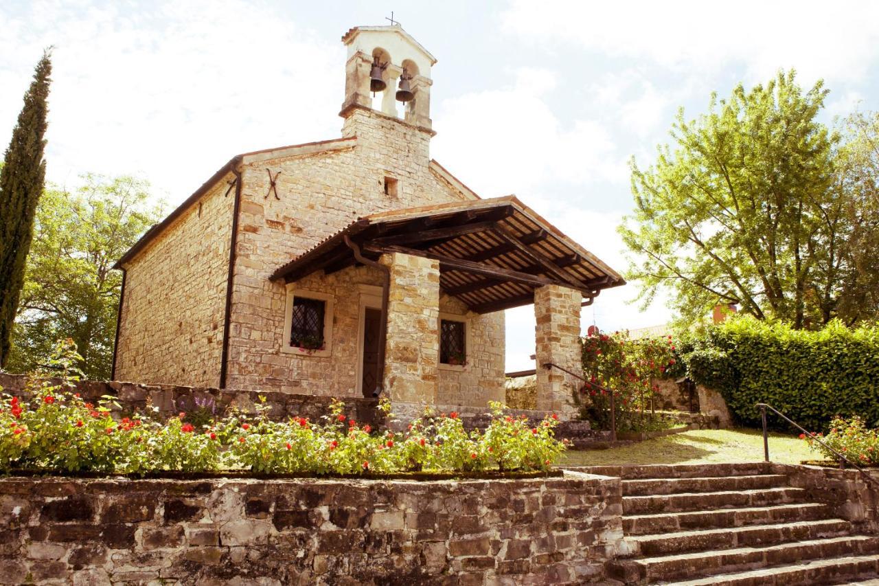 Agriturismo L'Uva E Le Stelle Faedis Kültér fotó
