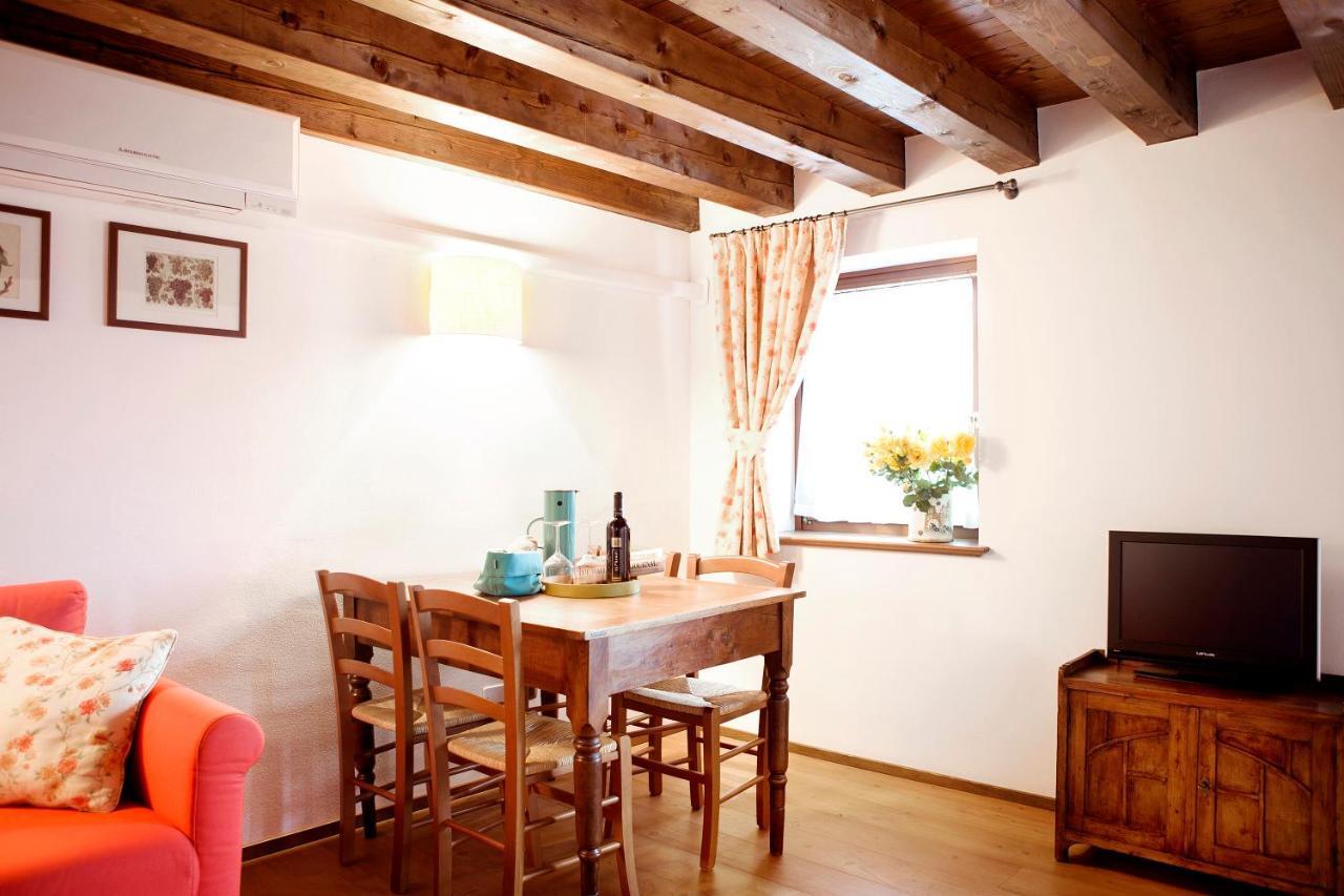 Agriturismo L'Uva E Le Stelle Faedis Szoba fotó